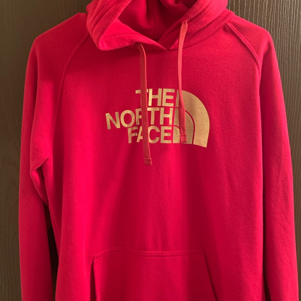 Women’s L Hot Pink North Face Hoodie